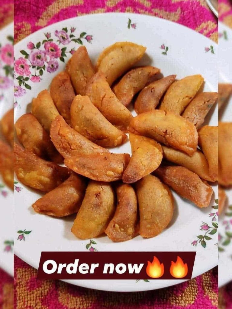 ১২০০ গ্রাম  পুলি পিঠা   ৩ বক্স =১২০ পিস (ডেলিভারি চার্জ একদম ফ্রি)